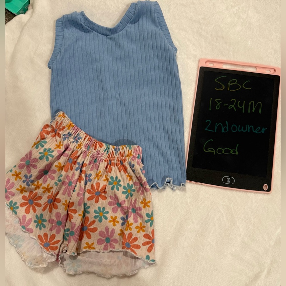 Blue Ribbed Tank Top and Floral Shorts Set